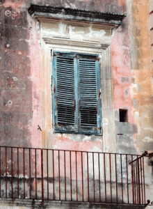 lecce shutter