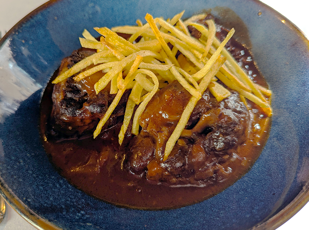 rabo del toro or oxtail stew at liberten restaurante