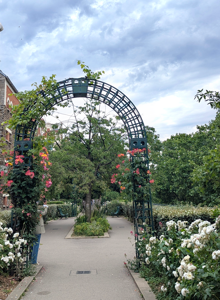 along promenade plantee in Paris